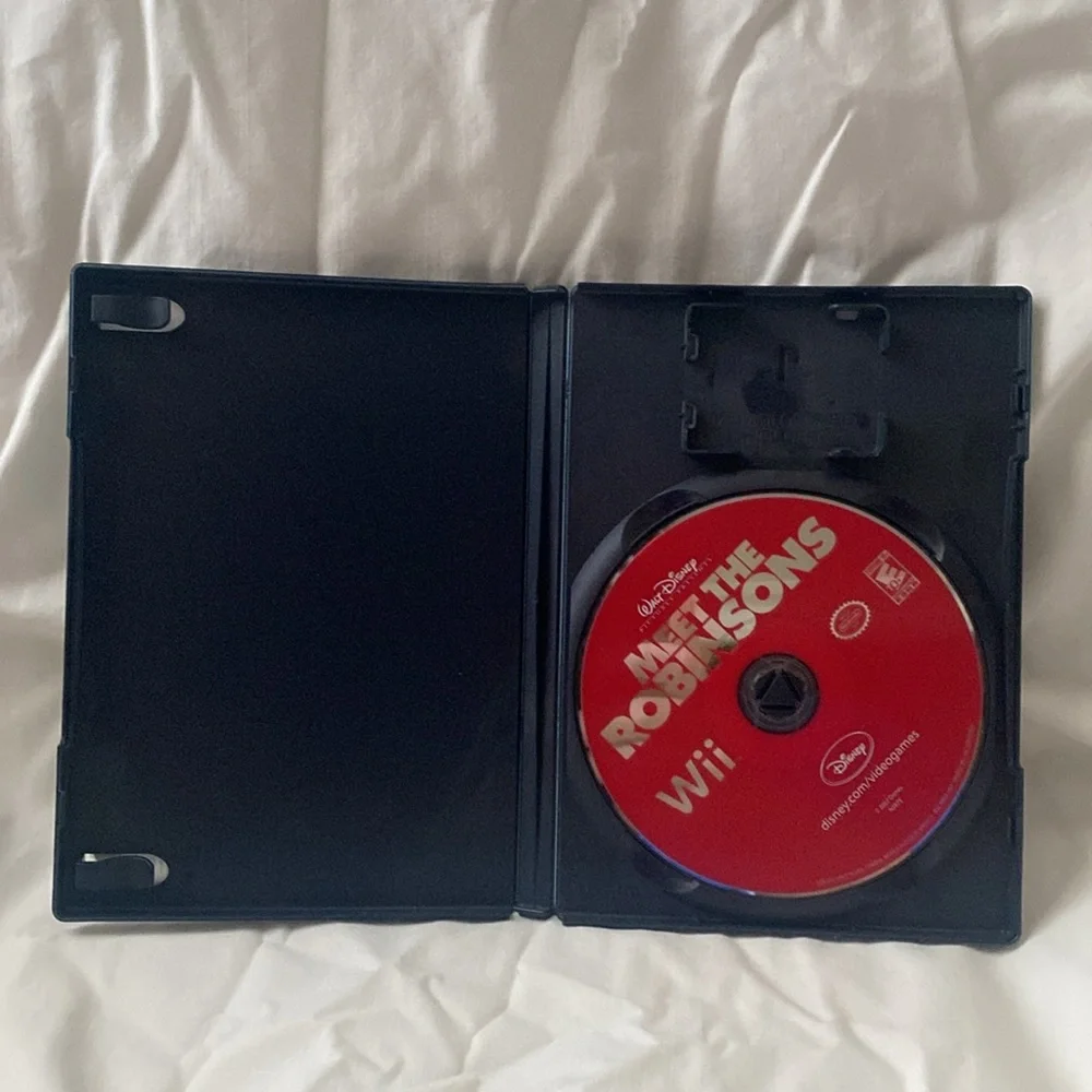 Disney Meet the Robinsons Red Wii Disc (BIN J)
